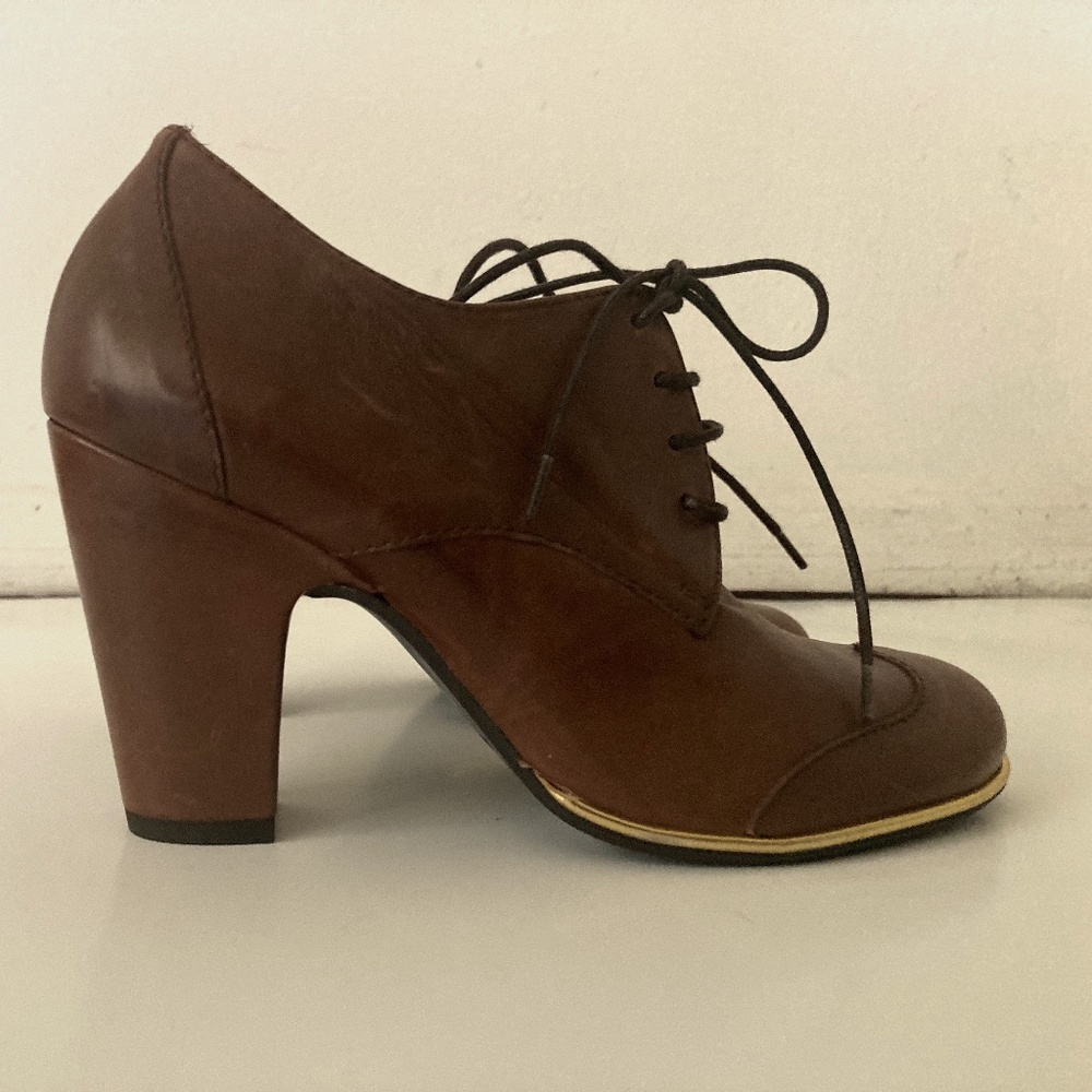 Miz Mooz Brown Heel Oxford (LASSIE) SIZE 6.5